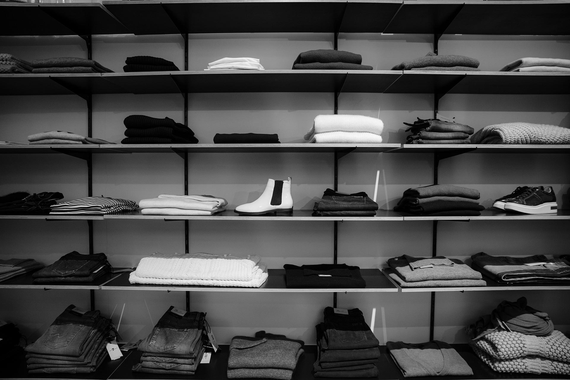 black and white boutique clothes 1884581